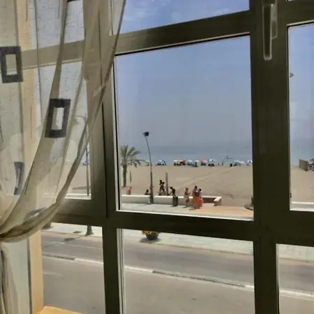 Beautiful Flat With Sea View *